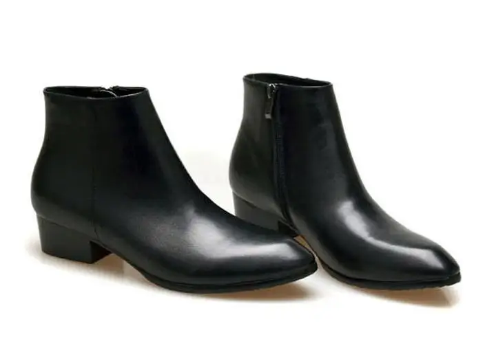 Мужские ботинки на осень и зиму из натуральной кожи с острым носком высоком