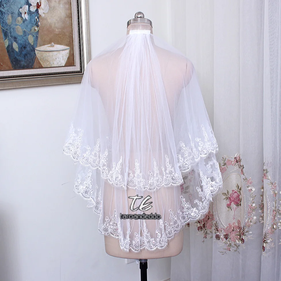 Фата свадебная с блестками кружевной каймой и гребнем свадебный аксессуар