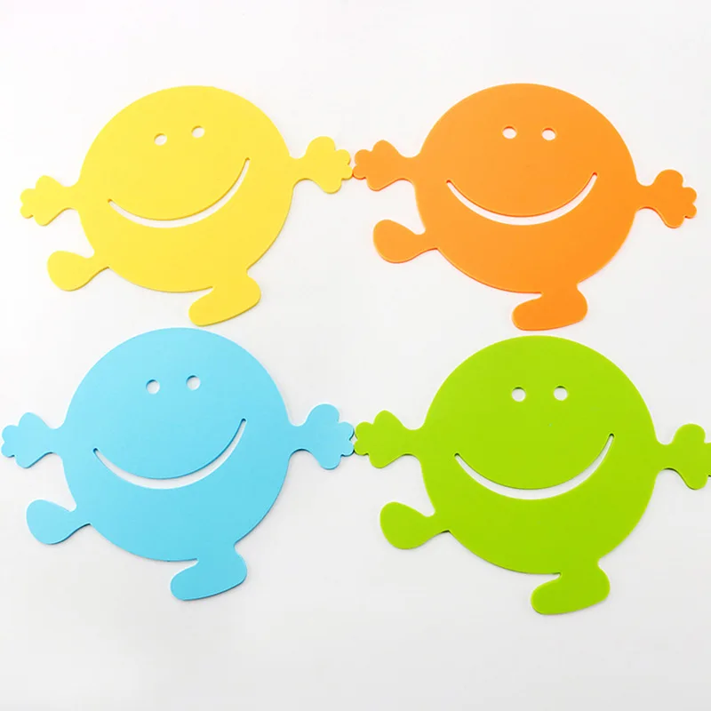 

4pcs Household silica gel pads happy cartoon expression table mat kitchen insulation food grade silicone mat