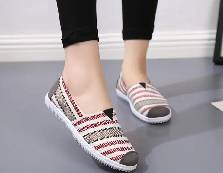 Новинка 2019 года женская обувь на плоской подошве Мягкая Повседневная дышащая