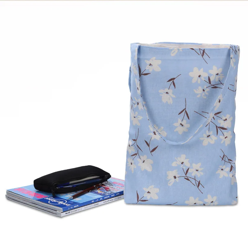 Маленькие свежие сумки из хлопка и льна в литературном художественном стиле