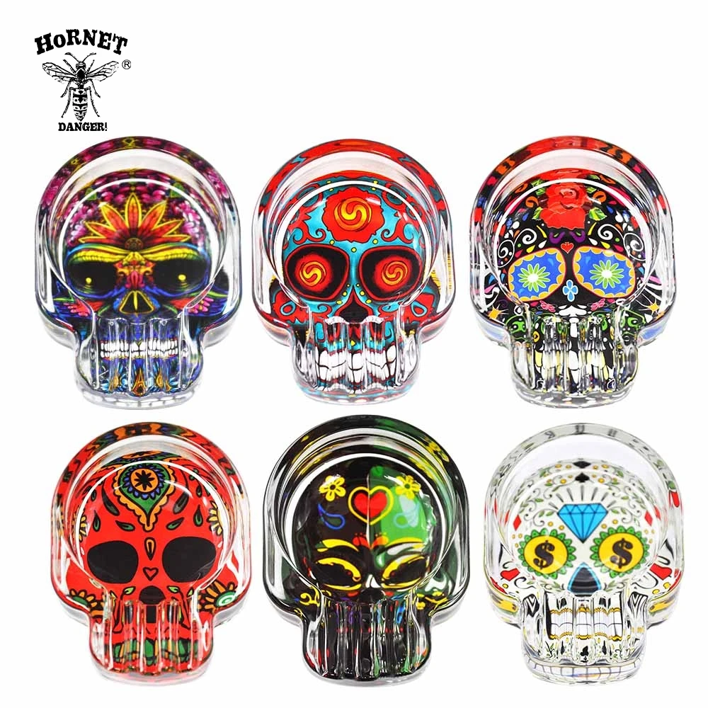 

HORNET Sugar Skull Style Glass Ashtray Three Cigarette Ash Holder Multifunction Ashtray Can Put Three Cigarettes At A Time