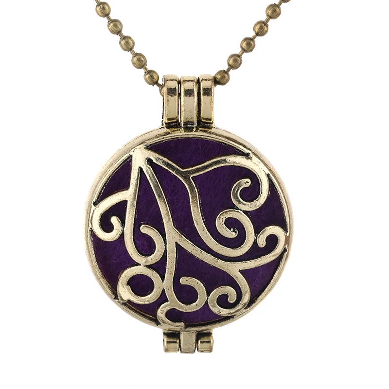 

New Perfume Essential Oil Diffuser Necklace Antique Aromatherapy Locket Pendant Vintage Bronze Aroma Necklace Jewelry With Pads