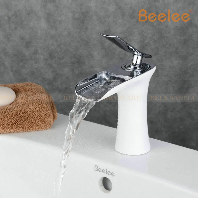 Смеситель для ванной комнаты Beelee кран с водопадом белого и античного цвета