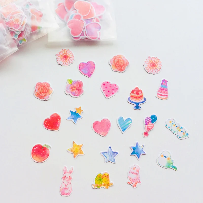 

70pcs /Bag Sweet Cake Heart Mini Stickers DIY Decorative Sealing Paste Stick Label School Office Supply