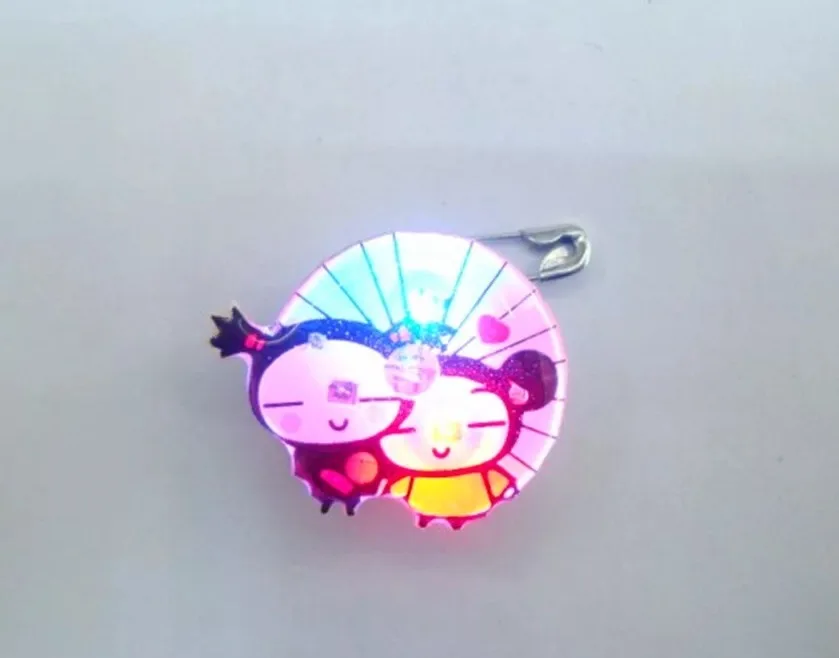 

Flash brooch luminous breastplate lovers valentine's day gift LED wholesale