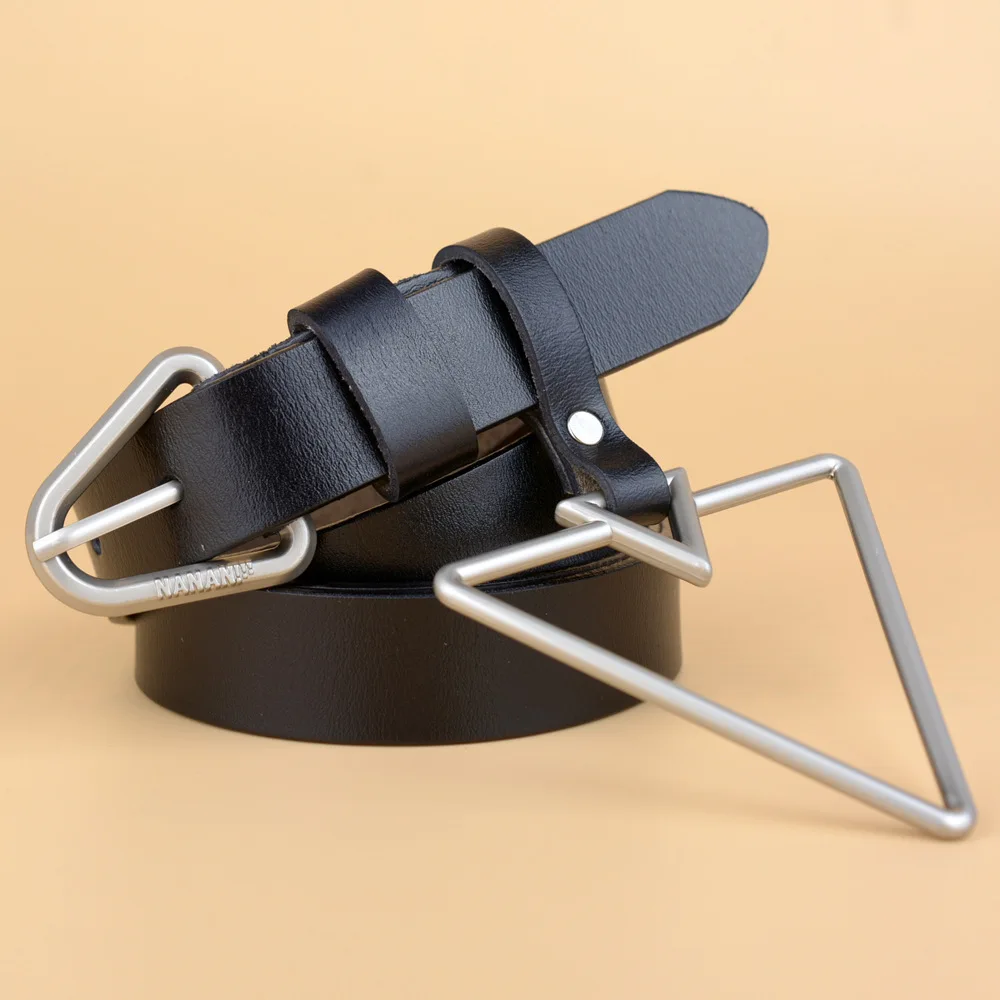 

Metal triangle pin buckle vintage belt for woman jeans high quality luxury female strap fashion genuine leather women belt