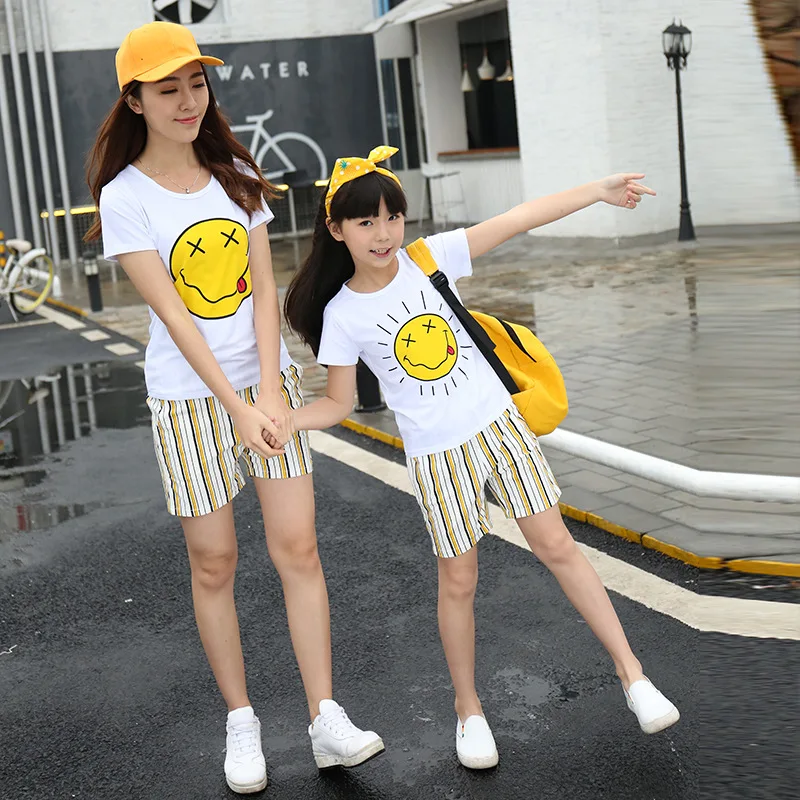 Модель 2017 года одежда для родителей и детей с принтом оптовая продажа наряд