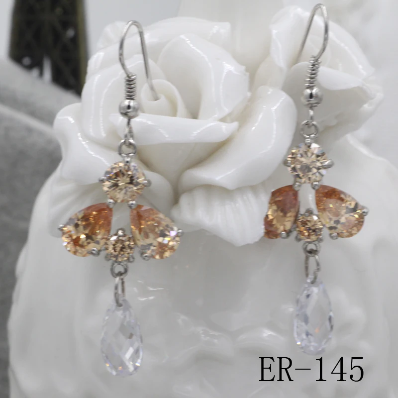 2017 Винтажные Ювелирные изделия изысканные искусственные серебряные серьги