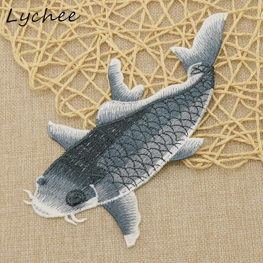 Lychee черно-красный цвет животное Карп Рыба вышитые нашивки для женщин DIY ручной