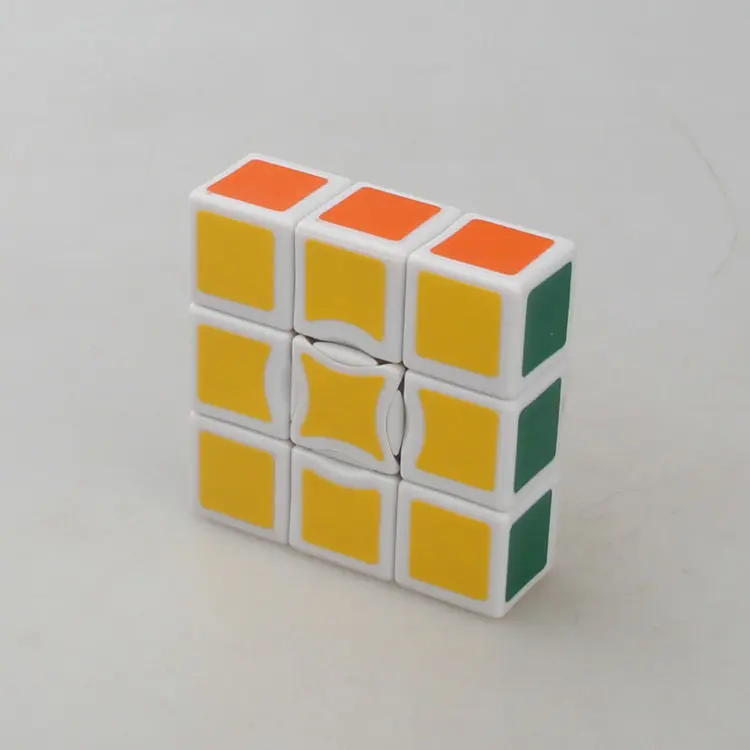 Новый бренд Qiji/QJ 1x3x3 магический куб черный/белый профессиональный головоломка