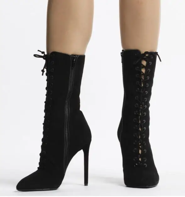 Beli Sepatu Runway Perempuan Modis Hitam Suede Ujung Lancip Sepatu Bot Tengah Pertengahan Betis Renda-up Pompa Pendek Sepatu Bot Motor Dropship