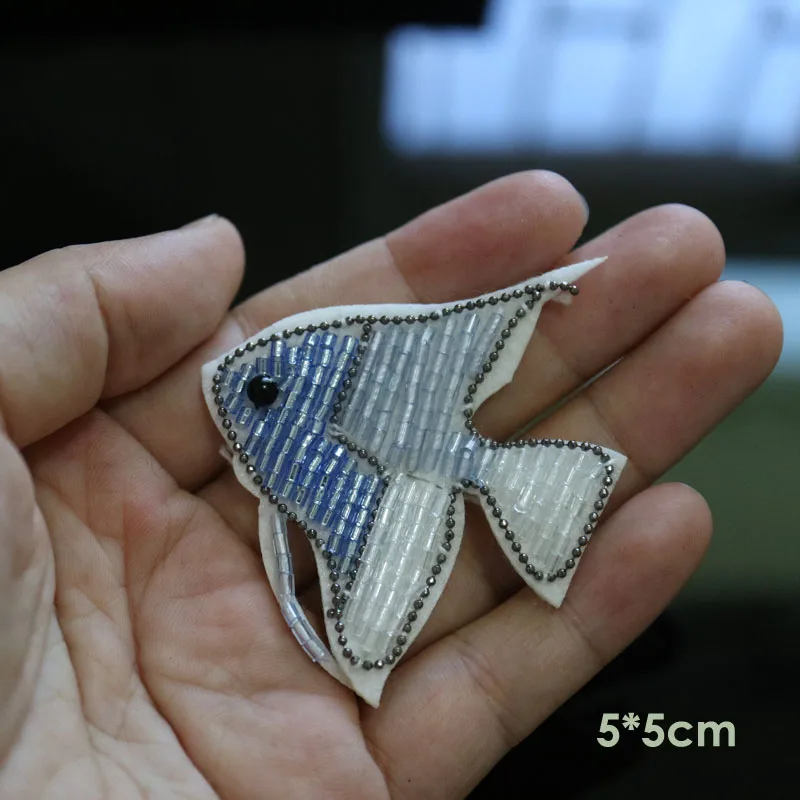 goldfish 1 шт., ручная работа, морские животные, расшитые бисером нашивки для одежды, сделай сам, стразы, пайетки, пришитые нашивки, вышивка, аппликация, круглая, parche ropa - Цвет: goldfish