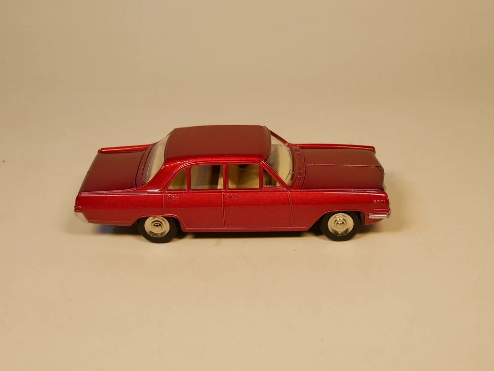 Dinky игрушки 1:43 OPEL адмирал антикварные модели бутик из сплава для детей Детские