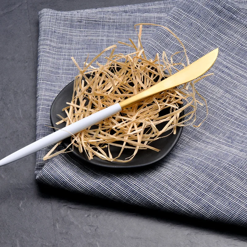 Набор столовых приборов в Корейском стиле из 4 предметов золотые столовые