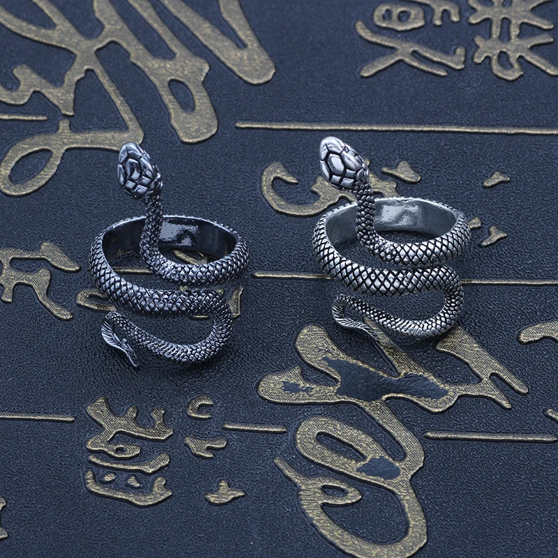 

Retro Punk Style Snake Ring Adjustable Opening Ring Punk Style Very Large Personality Stereoscopic Jewelry 1pc