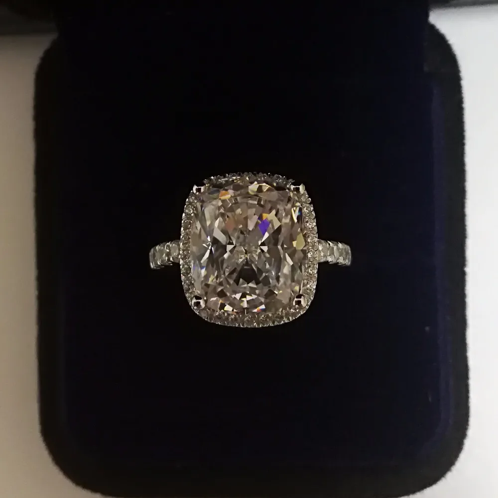 Великолепное 5Ct кольцо с искусственными бриллиантами для женщин обручальное из