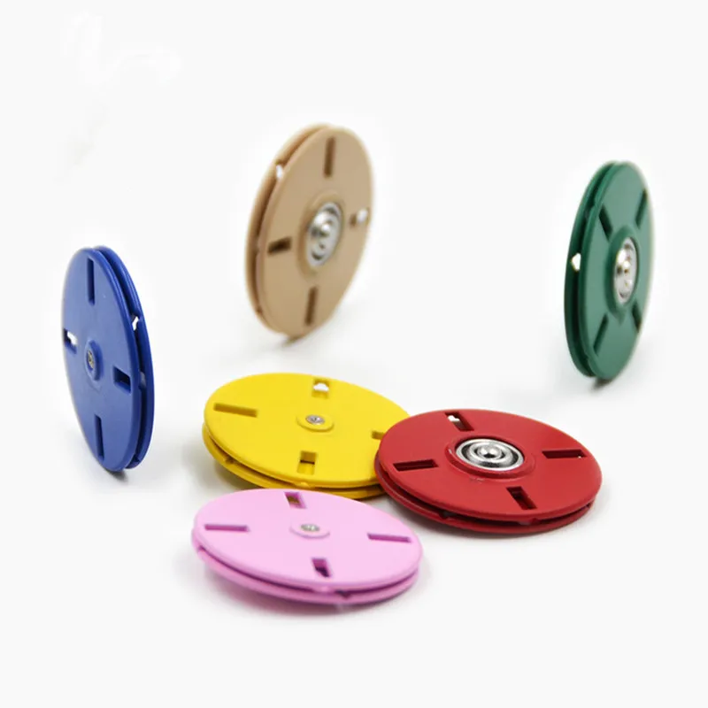 Круглые кнопки для шитья и украшения одежды 10 шт. 2017 год