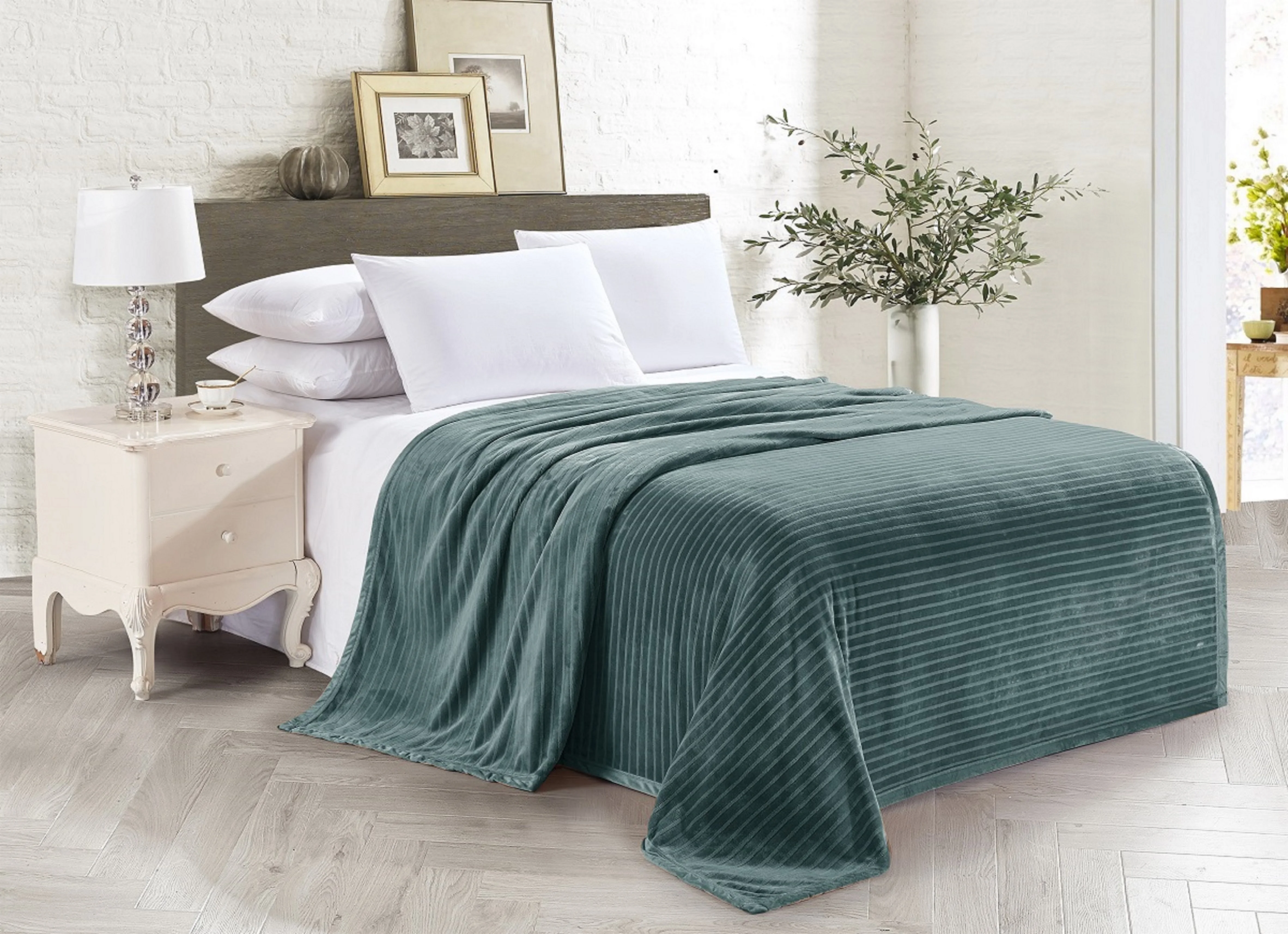 

Milk velvet Throw Blanket Sofa Travel Blanket Solid Color Bedspread stripe throw summer blanket for sofa/Bed/CarDropship