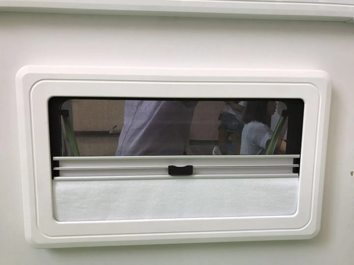 

500x500mm 19.7x19.7 Inch RV Caravan Motorhome Sliding Window Hatch With Tempered Glass MG15RW-SL