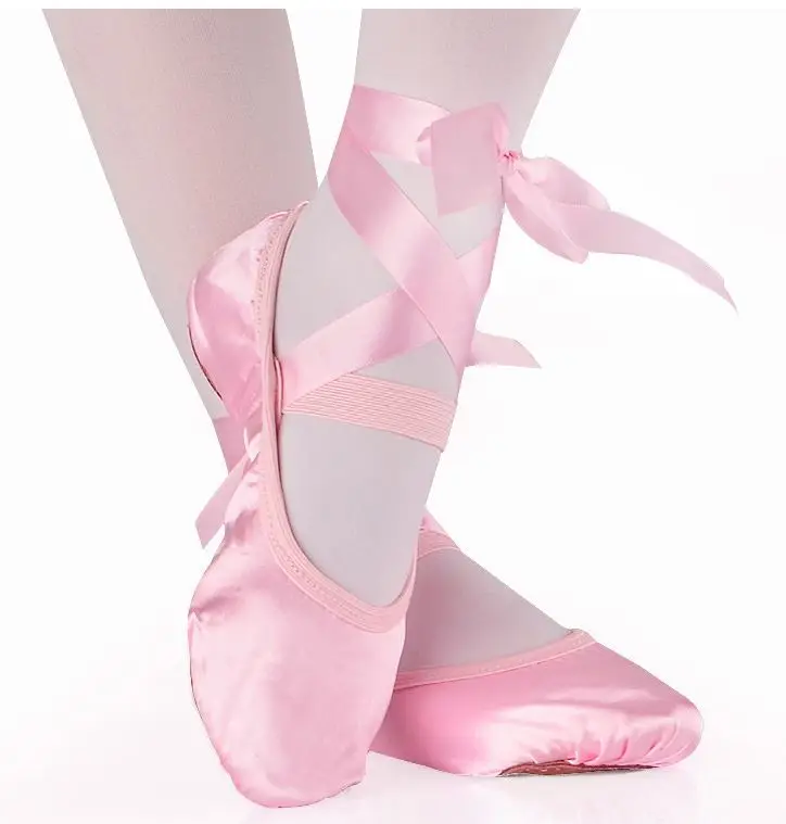 Детская танцевальная атласная обувь мягкие балетные туфли для девочек йоги