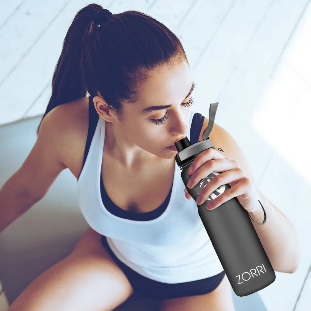 Спортивная бутылка ZORRI для воды с инфузером лимона и фруктов из тритана