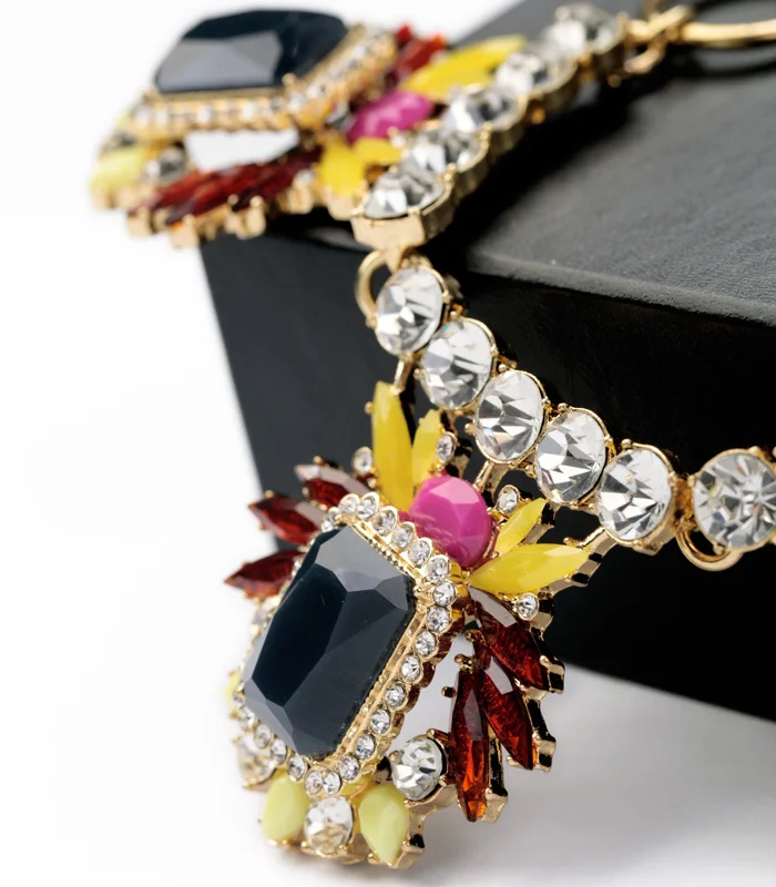 Оптовая цена Женский Повседневный костюм длинное ожерелье с подвеской из смолы