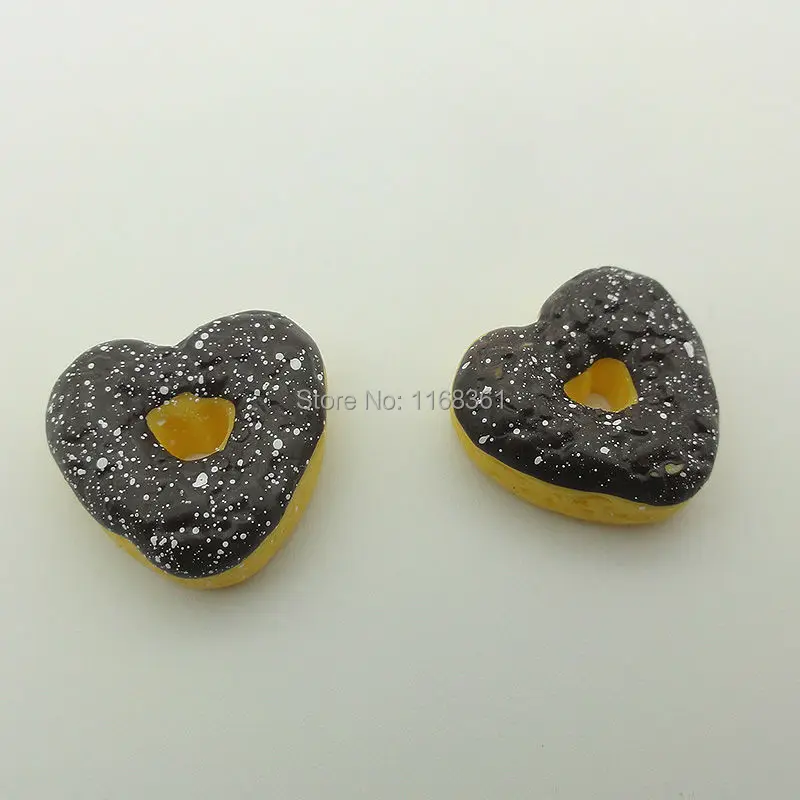 

1 шт./лот смола с плоским основанием искусственная Еда Черный Шоколад любовь печенье cake17 мм Ювелирные изделия Искусственные аксессуары