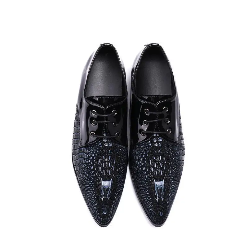 

Men's shoes autumn and winter casual shoes men's Korean version of the trend of personality fashion wild shoes men's small black