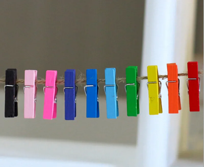 

12pcs/Lot Mini Colored Wood Clips Handicrafts Photos Papers Clothes Pegs Home Decoration Random Color New Style