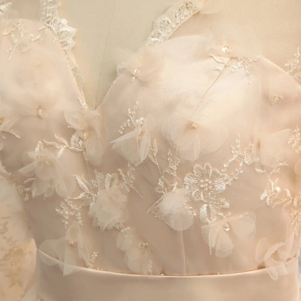 Платье футляр с V образным вырезом длинным рукавом и цветочным кружевом|red carpet