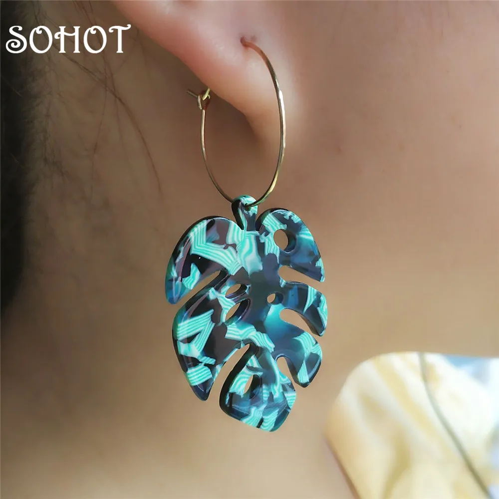 Женские акриловые серьги SOHOT кольца зеленого цвета с подвеской в виде листьев