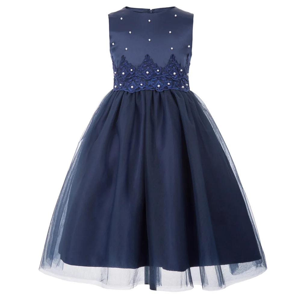 Праздничное платье для торжеств кружевное с цветочным узором и бусинами без