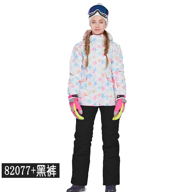 

Skiing & Snowboarding