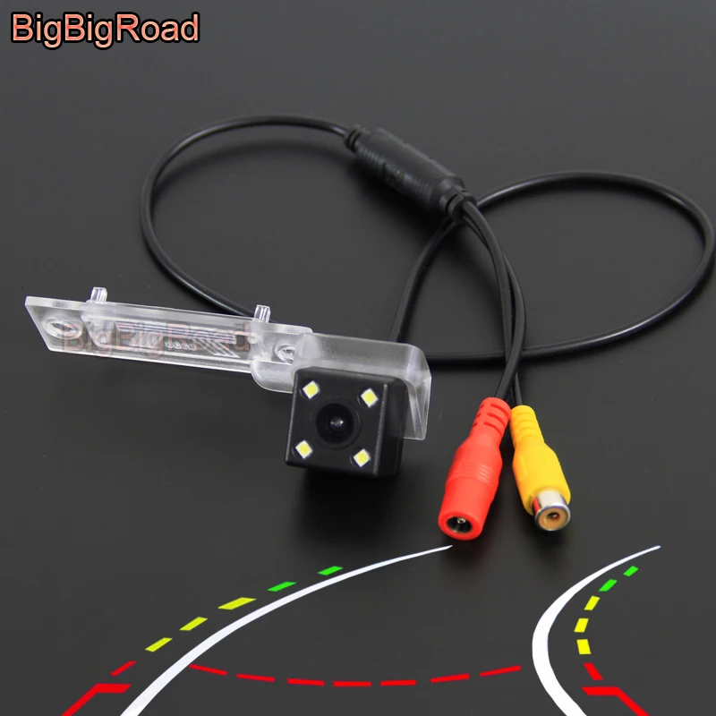 

BigBigRoad Car Intelligent Tracks Rear View CCD Camera For Volkswagen Multivan Transporter T5 Sagitar Touran Caravelle passat