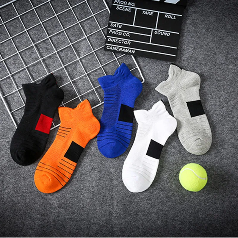 

SALSPOR Professional Basketball Middle Tube Socks Elite Thick Sports Socks Non-slip Durable Training Basketball Towels Stocking