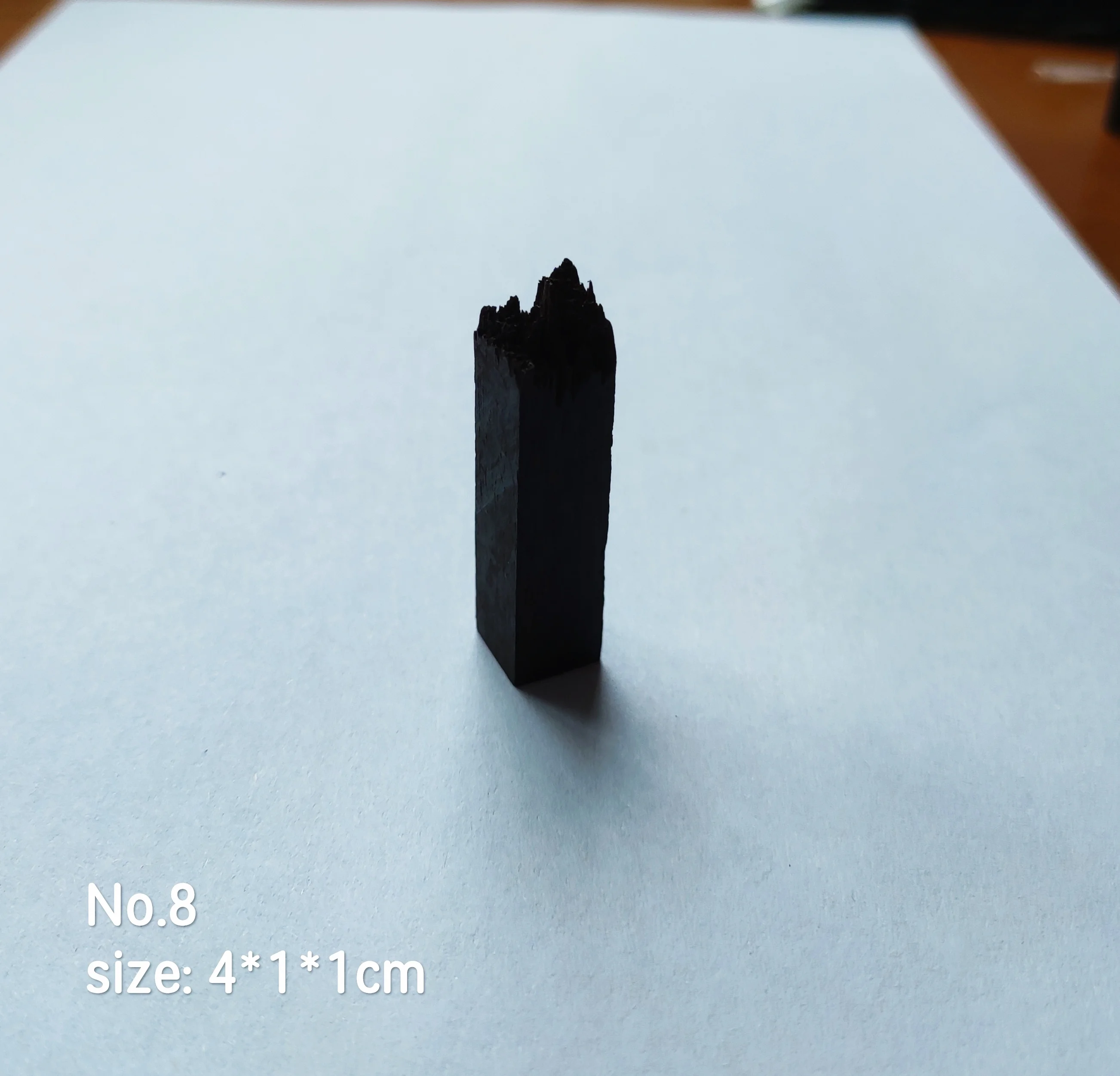 New Dried Flower Resin Craft Blood Sandalwood Ebony Broken Seal Micro Landscape for Jewelry Decoration - Цвет: B8