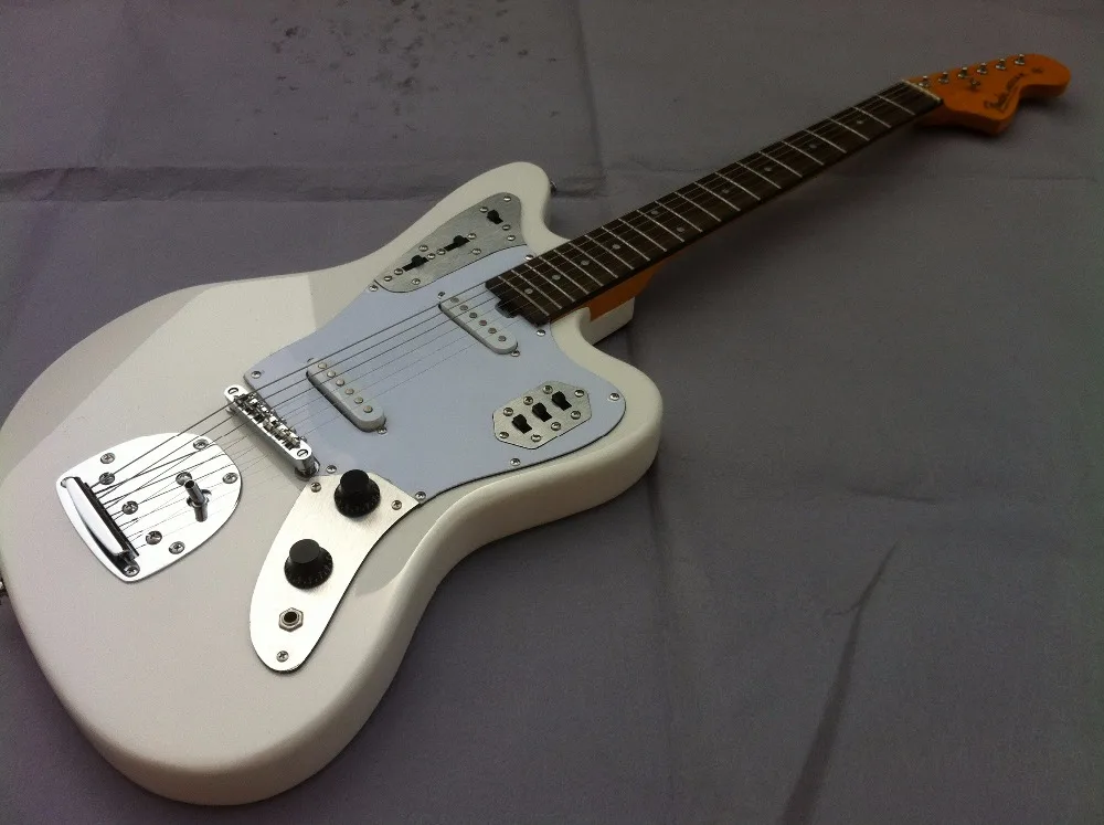 

Top quality Classic player Jaguar Special electric guitar Adjusto-Matic bridge cream color