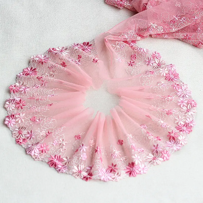 Изысканная вышитая кружевная отделка розовая ткань качественная лента