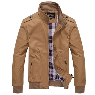 VV12 Khaki Мужские куртки весна осень повседневные пальто сплошной цвет Мужская спортивная одежда стоячий воротник тонкие куртки мужские куртки бомбер плюс размер 4XL - Цвет: VV12 Khaki
