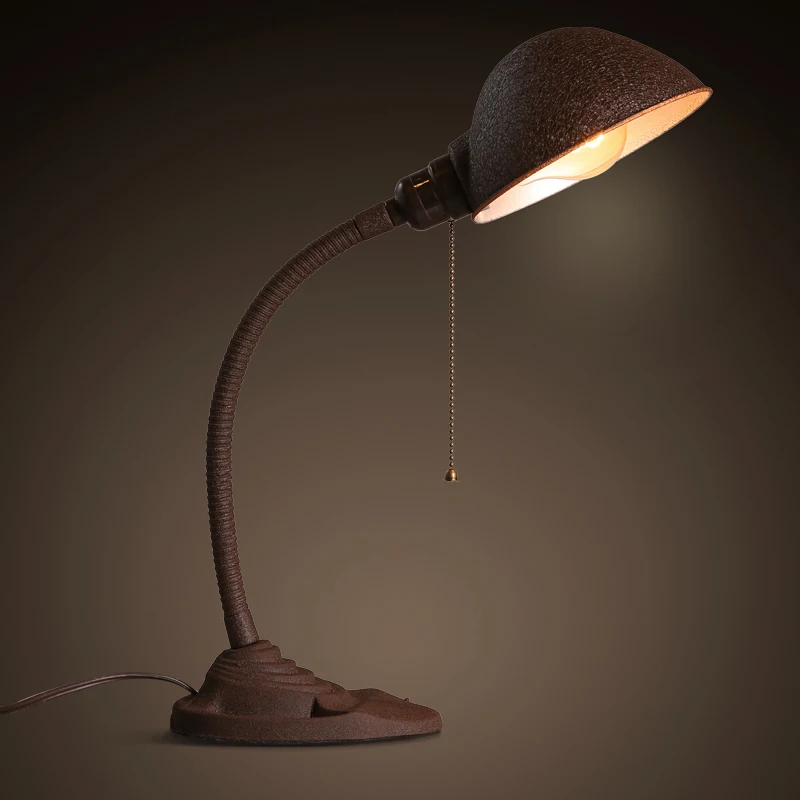 Креативная настольная лампа в стиле индастриал прикроватный светильник для