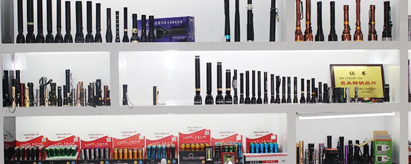 CREE XM-L T6 мощный Led Linternas телескопическая дубинка Тактический светильник для вспышки велосипедный светильник оборудование для ГИБДД полиции 18650 или 3* AAA