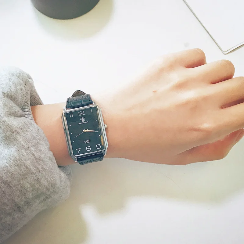 Мужские классические часы в римском стиле кварцевые наручные с прямоугольным