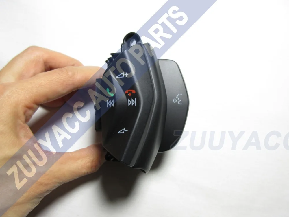 Переключатель круиз контроля на руль Bluetooth для Ford Focus MK3 2012 (без проводов)|Рулевые