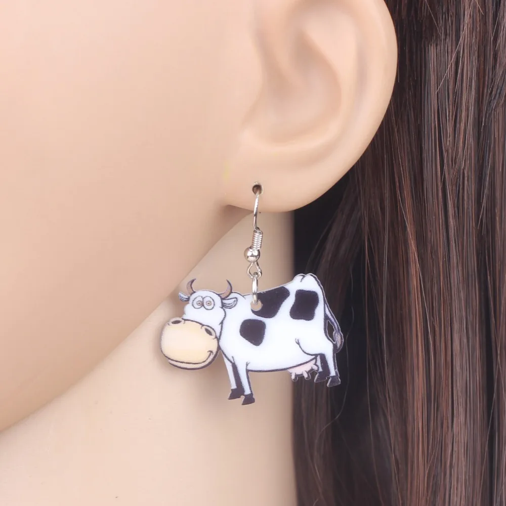 Bonsny акриловые Smile Milk Cow молочные серьги с коровами Ожерелье Цепочка Воротник аниме Наборы украшений в форме животных для женщин девочек подростков подарок