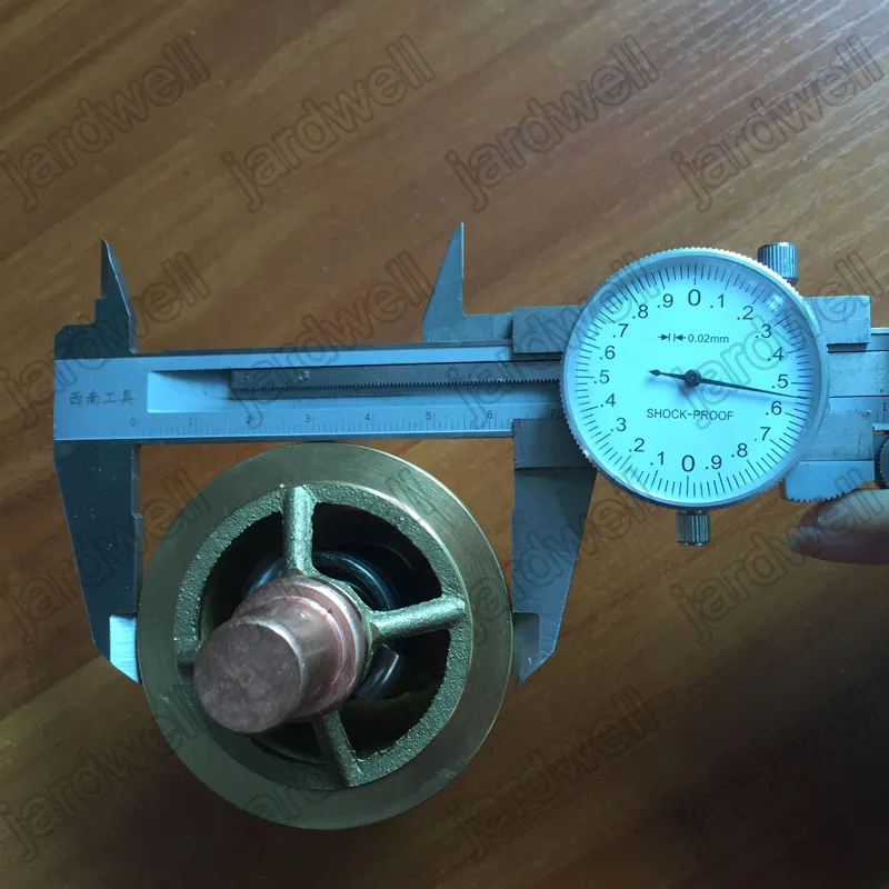 37952389 термостатический клапан Запасные части компрессора Ingersoll Rand Температура