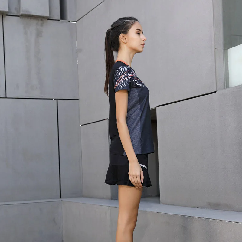 2018 Беговая спортивная летняя быстросохнущая серая дышащая рубашка для