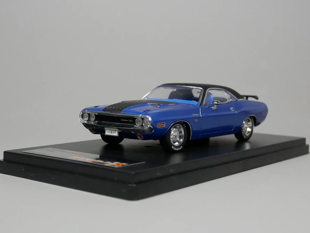 Премиум X 1:43 DODGE CHALLENGER R/T 1970 (синий) литой модельный автомобиль| |