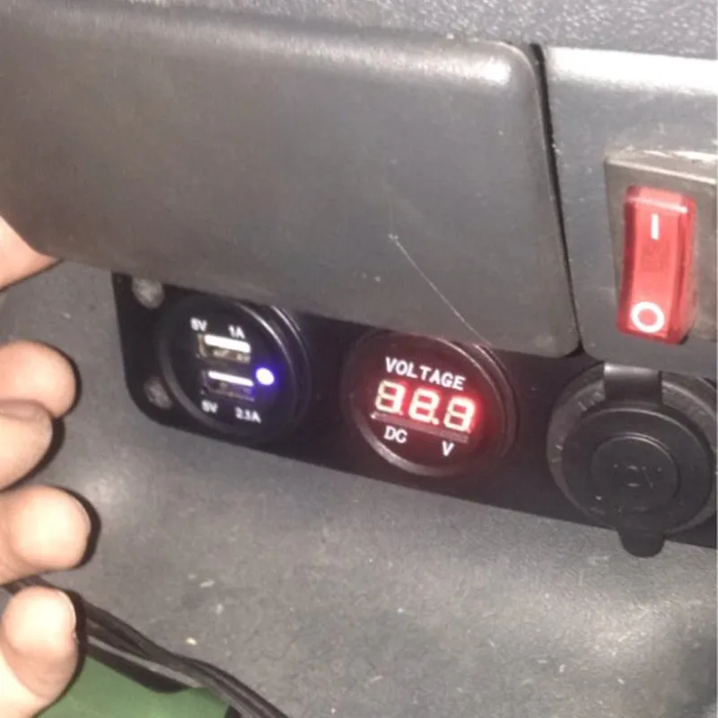 Двойной USB 12 В/24 В Автомобильное зарядное устройство мотоцикл двойной USB адаптер+ прикуриватель светодиодный+ Цифровой вольтметр для мобильного телефона