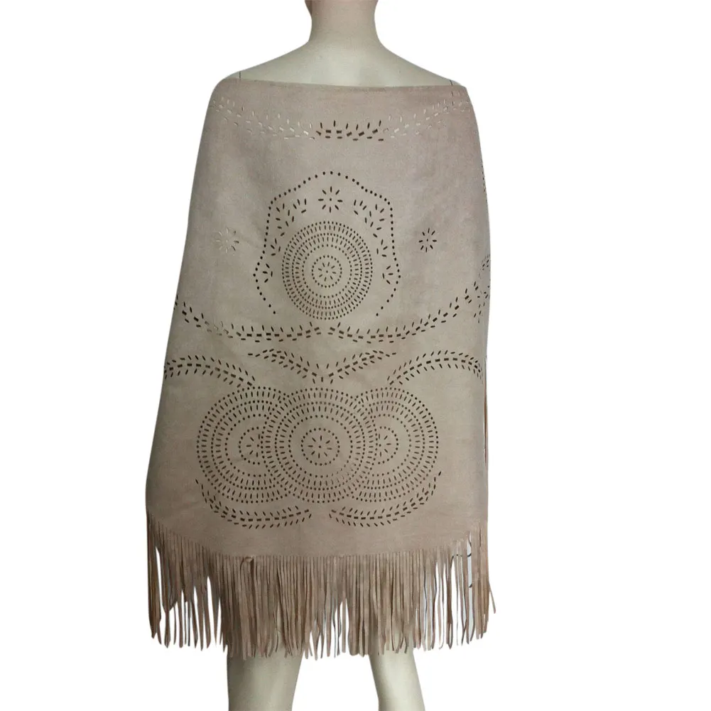 Женский короткий кардиган с кисточками асимметричный цветочным узором